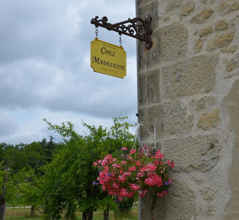 Bed and Breakfast Chez Madeleine Saint-Colomb-de-Lauzun Exterior foto